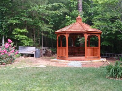 12' Octagon Wood, Square Rails, Straight Fascia, Cedar Shake, Screen Package, Cedar Stain