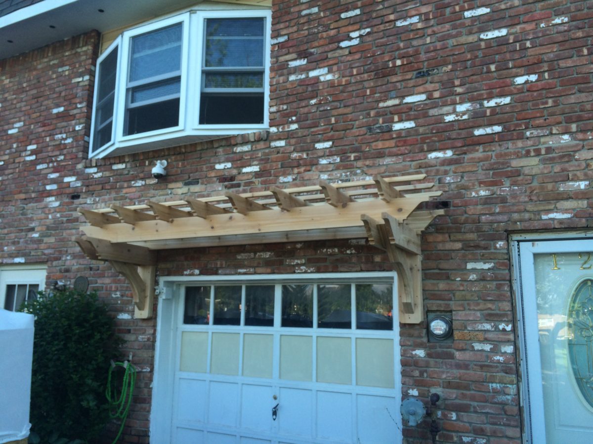 Eyebrow Pergola - 1 Car Garage